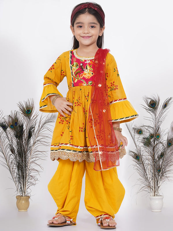 Girls Jaipuri Lacework and patchwork Kurta frock with Salwar and Dupatta - Little Bansi